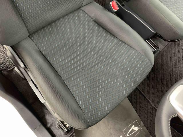 トールカスタムG 2WD走行11126キロ ディスプレイオーディオLEDヘッドライト オートライト 9インチディスプレイオーディオ キーフリー アイドリングストップ 両側電動スライドドア バックカメラ オートエアコン スマートアシスト 電動格納式ドアミラー(群馬県)の中古車