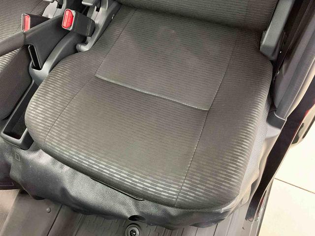 ハイゼットカーゴＤＸ　４ＷＤキーレスエントリー・マニュアルエアコン・スマートアシスト・アイドリングストップ・オートライト・オートマチックハイビーム・ＡＭ，ＦＭラジオ・両側スライドドア（群馬県）の中古車