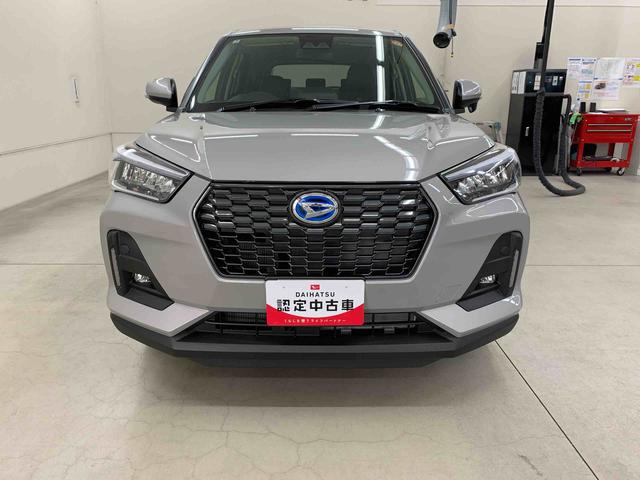 ロッキープレミアムＧ　ＨＥＶ　２ＷＤＬＥＤヘッドライト・オートライト・オートマチックハイビーム・プッシュスタートボタン・アイドリングストップ・シートヒーター・オートエアコン・電動パーキングブレーキ・スマートアシスト（群馬県）の中古車