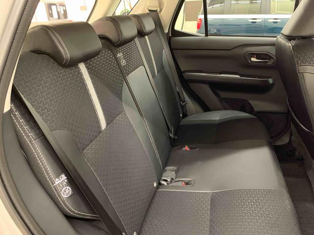 ロッキープレミアムＧ　ＨＥＶ　２ＷＤＬＥＤヘッドライト・オートライト・オートマチックハイビーム・プッシュスタートボタン・アイドリングストップ・シートヒーター・オートエアコン・電動パーキングブレーキ・スマートアシスト（群馬県）の中古車