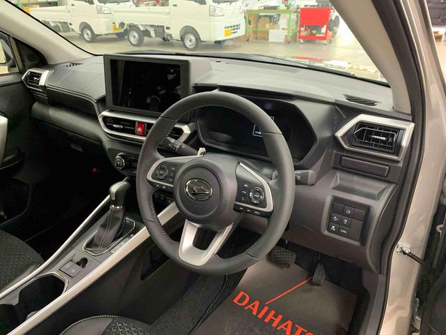 ロッキープレミアムＧ　ＨＥＶ　２ＷＤＬＥＤヘッドライト・オートライト・オートマチックハイビーム・プッシュスタートボタン・アイドリングストップ・シートヒーター・オートエアコン・電動パーキングブレーキ・スマートアシスト（群馬県）の中古車