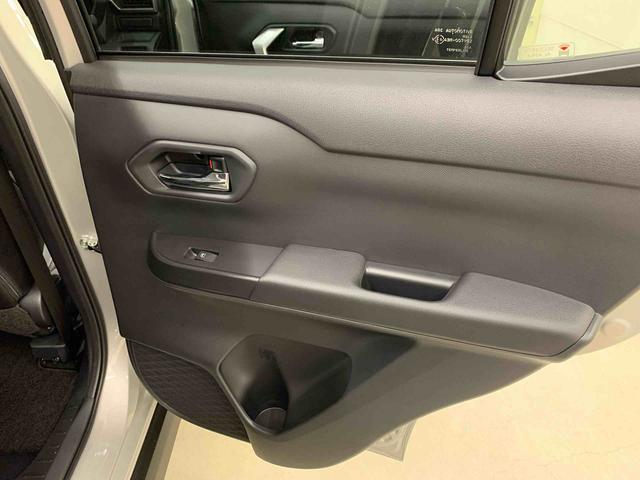 ロッキープレミアムＧ　ＨＥＶ　２ＷＤＬＥＤヘッドライト・オートライト・オートマチックハイビーム・プッシュスタートボタン・アイドリングストップ・シートヒーター・オートエアコン・電動パーキングブレーキ・スマートアシスト（群馬県）の中古車