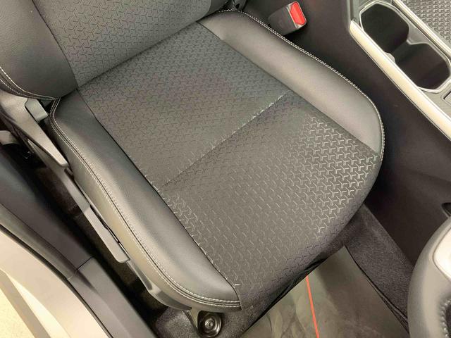 ロッキープレミアムＧ　ＨＥＶ　２ＷＤＬＥＤヘッドライト・オートライト・オートマチックハイビーム・プッシュスタートボタン・アイドリングストップ・シートヒーター・オートエアコン・電動パーキングブレーキ・スマートアシスト（群馬県）の中古車