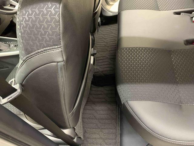 ロッキープレミアムＧ　ＨＥＶ　２ＷＤＬＥＤヘッドライト・オートライト・オートマチックハイビーム・プッシュスタートボタン・アイドリングストップ・シートヒーター・オートエアコン・電動パーキングブレーキ・スマートアシスト（群馬県）の中古車