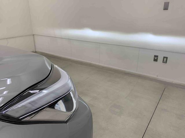 ロッキープレミアムＧ　ＨＥＶ　２ＷＤＬＥＤヘッドライト・オートライト・オートマチックハイビーム・プッシュスタートボタン・アイドリングストップ・シートヒーター・オートエアコン・電動パーキングブレーキ・スマートアシスト（群馬県）の中古車