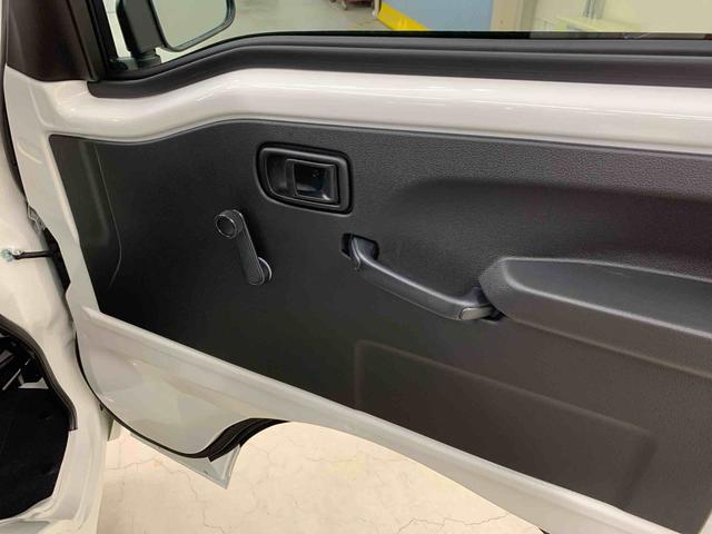 ハイゼットトラックスタンダード 農用スペシャル 4WD5速MT・オートライト・オートマチックハイビーム・AMFMラジオ・マニュアルエアコン・キーレスエントリー・アイドリングストップ・スマートアシスト(群馬県)の中古車