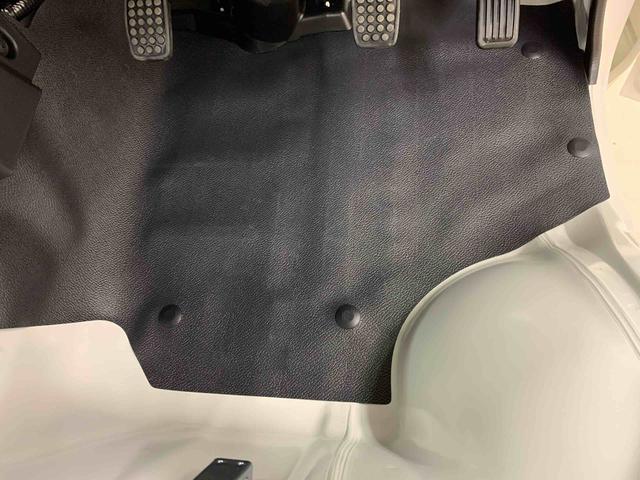 ハイゼットトラックスタンダード 農用スペシャル 4WD5速MT・オートライト・オートマチックハイビーム・AMFMラジオ・マニュアルエアコン・キーレスエントリー・アイドリングストップ・スマートアシスト(群馬県)の中古車