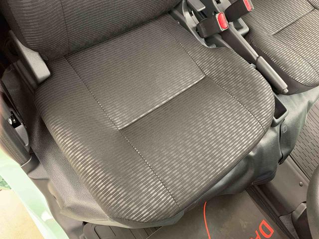 ハイゼットカーゴＤＸ　４ＷＤオートライト・オートマチックハイビーム・キーレスエントリー・アイドリングストップ・マニュアルエアコン・水平格納式リヤシート・スマートアシスト（群馬県）の中古車