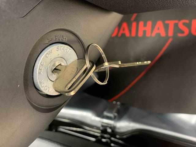 ハイゼットトラックスタンダード　４ＷＤオートライト・オートマチックハイビーム・ＡＭＦＭラジオ・キーレスエントリー・アイドリングストップ・マニュアルエアコン・スマートアシスト（群馬県）の中古車