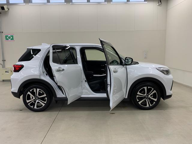 ロッキープレミアムG 4WD 走行11902キロ運転席助手席シートヒーター LEDヘッドライト スマートアシスト 電動パーキングブレーキ オートライト アイドリングストップ キーフリー プッシュボタンスタート バックカメラ 電動格納式ドアミラー(群馬県)の中古車