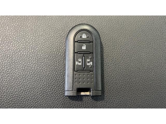 タントカスタムＲＳ　トップエディションＳＡIIIターボ　純正ナビ　後席モニター　ドラレコ　バックカメラ　両側パワースライドドア　アイドリングストップ　ＬＥＤヘッドランプ　オートエアコン　スマートキー　１５インチアルミホイール　衝突被害軽減システム（茨城県）の中古車