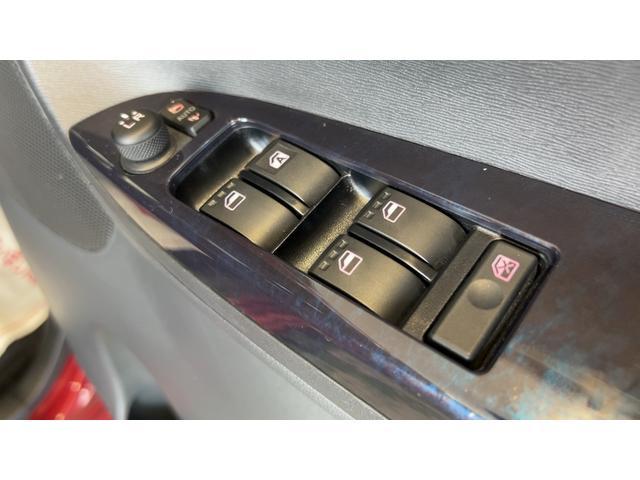 タントカスタムＲＳ　トップエディションＳＡIIIターボ　純正ナビ　後席モニター　ドラレコ　バックカメラ　両側パワースライドドア　アイドリングストップ　ＬＥＤヘッドランプ　オートエアコン　スマートキー　１５インチアルミホイール　衝突被害軽減システム（茨城県）の中古車