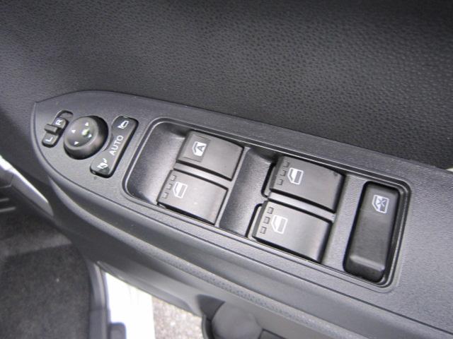 タントX片側電動両側スライドドア スマートキーシステム LEDライト アイドリングストップ車 オートライト 衝突安全ボディ 車線逸脱警報 運転席助手席シートヒター ブレーキサポート 電動ミラー(栃木県)の中古車