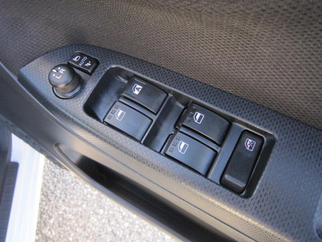 ムーヴXリミテッドII SAIII全車1年走行距離無制限まごころ保証付き! 横滑り防止装置 アイドリングストップ機能 運転席シートヒーター オートライト キーフリーシステム 衝突安全ボディ(栃木県)の中古車