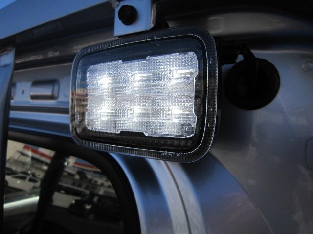 ハイゼットトラックスタンダード　農用スペシャル誤発進抑制機能　センターデフロック　衝突安全ボディ　運転席エアバック　オートライト　横滑り防止機能　切替式４ＷＤ　アイドリングストップ　スマートアシスト（栃木県）の中古車