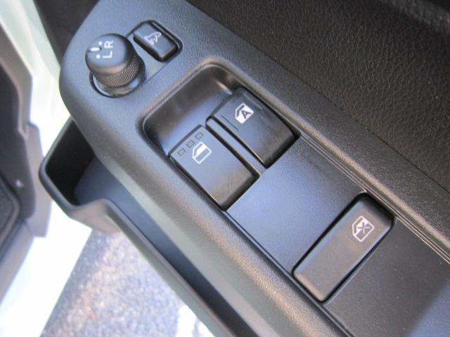 ハイゼットカーゴクルーズ両側電動スライドドア　電格ドアミラー　オートライト　ドライブレコーダー　横滑り防止機能　キーフリーシステム　安全ボディ　バックカメラ　ＤＶＤ／ＵＳＢチューナー（栃木県）の中古車