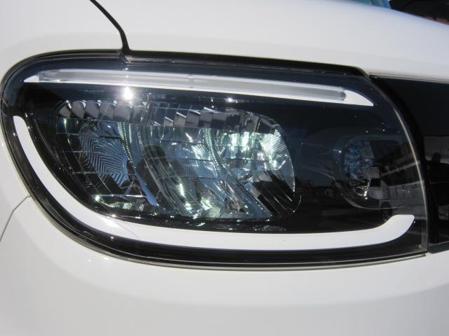 タントＸ片側電動スライドドア　ナビゲーションシステム　バックカメラ　運転席助手席シートヒーター　ＬＥＤヘッドライト　オートライト　運転席ロングスライドシート　スマートアシスト（栃木県）の中古車