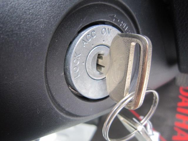 ハイゼットトラックスタンダード 農用スペシャル衝突安全ボディ 切り替え4WD オートライト スマートアシスト 車線逸脱警報 衝突被害軽減システム アイドリングストップ デフロック 作業灯(栃木県)の中古車