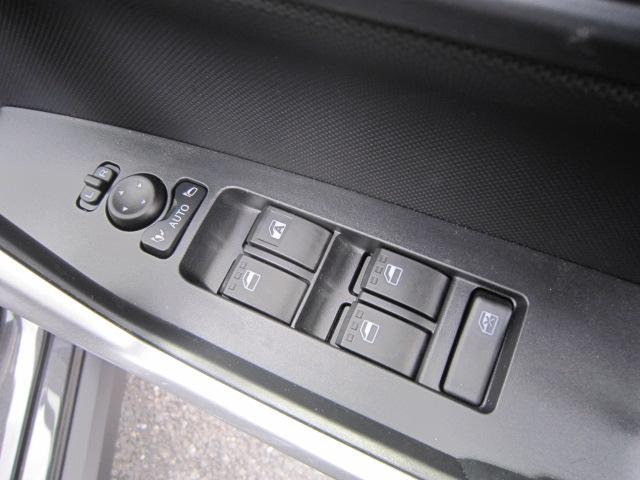 ロッキープレミアムＧ　ＨＥＶディスプレイオーディオ　バックカメラ　ＬＥＤヘッドライト　ＬＥＤフォグランプ　オートライト　運転席助手席シートヒーター　クルーズコントロール　電動パーキングブレーキ　オートブレーキホールド機能（栃木県）の中古車