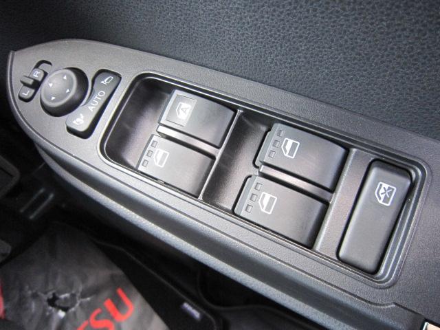 タントカスタムＸ両側電動スライドドア　運転席助手席シートヒーター　オートライト　ＬＥＤヘッドライト　ＬＥＤフォグランプ　電動パーキングブレーキ　オートブレーキホールド機能　スマートアシスト（栃木県）の中古車