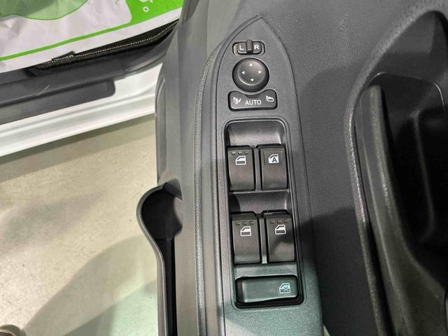 タントＸナビ　バックカメラ　キーフリーシステム　スマートアシスト　コーナーセンサー　左側電動スライドドア　ＬＥＤヘッドライト　オートエアコン　シートバックテーブル　運転席シートリフター（栃木県）の中古車