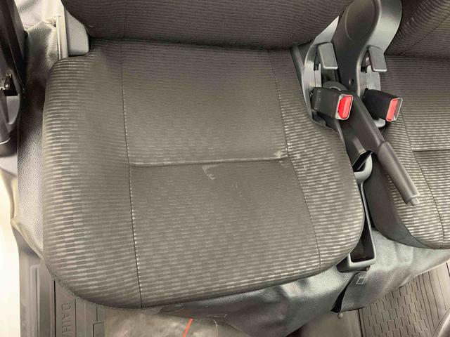 ハイゼットカーゴＤＸ　２ＷＤ２ＷＤ　ＣＶＴ　スマートアシスト　衝突回避支援ブレーキ　オートライト　オートマチックハイビーム　キーレス　オーバーヘッドシェルフ　ユースフルナット　ＡＭ／ＦＭラジオ（群馬県）の中古車