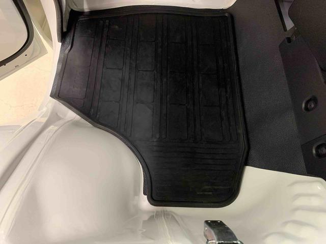 ハイゼットトラックスタンダード　農用スペシャル　４ＷＤ４ＷＤ　ＣＶＴ　オートライト　オートマチックハイビーム　ＡＭＦＭラジオ　キーレスエントリー　アイドリングストップ　スマートアシスト　マニュアルエアコン　大型荷台作業灯（群馬県）の中古車