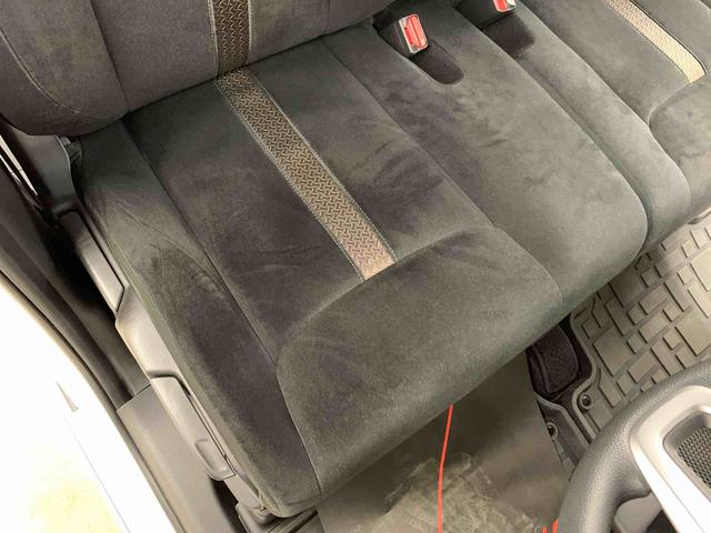 Ｎ−ＢＯＸカスタムＧ・スロープＬホンダセンシング　４ＷＤ車椅子仕様車・福祉車両・両側電動スライドドア・ＬＥＤヘッドライト・ナビ・ドラレコ・バックカメラ・ＥＴＣ・プッシュボタンスタート・オートエアコン・電動格納式ドアミラー・ＵＳＢチャージャー・（群馬県）の中古車