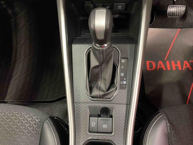 ロッキープレミアムG 2WDLEDヘッドライト・オートライト・オートマチックハイビーム・プッシュスタートボタン・アイドリングストップ・シートヒーター・オートエアコン・電動パーキングブレーキ・スマートアシスト(群馬県)の中古車