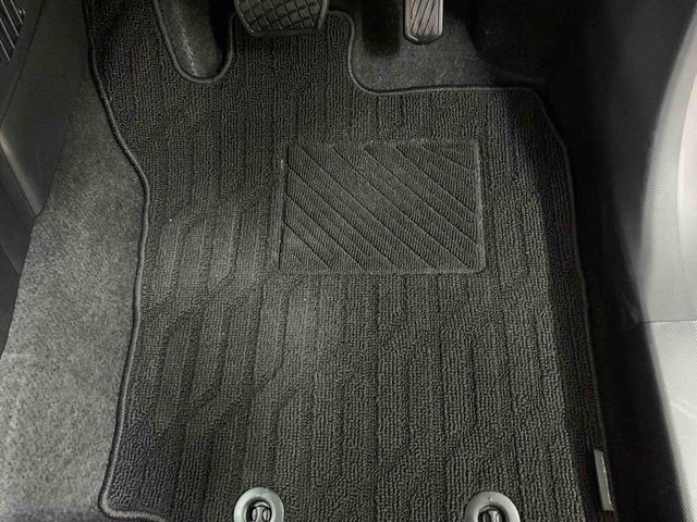 ロッキープレミアムG 2WDLEDヘッドライト・オートライト・オートマチックハイビーム・プッシュスタートボタン・アイドリングストップ・シートヒーター・オートエアコン・電動パーキングブレーキ・スマートアシスト(群馬県)の中古車