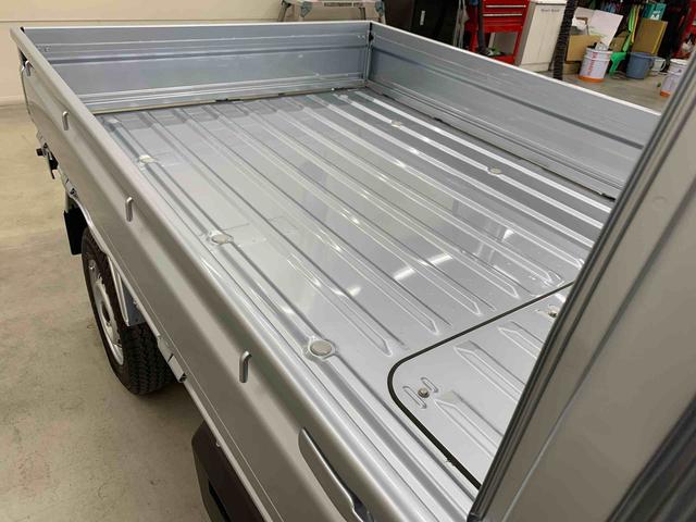 ハイゼットトラックスタンダード　４ＷＤオートライト　オートマチックハイビーム　　ＡＭＦＭラジオ　　キーレスエントリー　　アイドリングストップ　　　マニュアルエアコン　　スマートアシスト（群馬県）の中古車