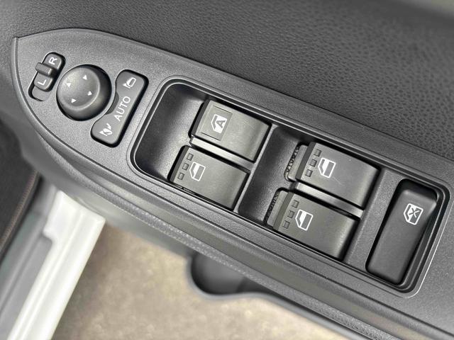 タントＸキーフリーシステム　電動スライドドア　ＬＥＤヘッドライト　オートライト　スマートアシスト　全車１年走行距離無制限まごころ保証付き！（栃木県）の中古車