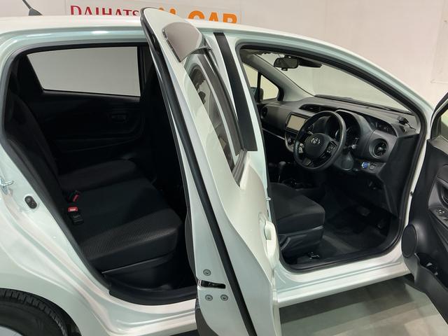 ヴィッツハイブリッドＦナビゲーション　バックカメラ　ＬＥＤヘッドライト　オートライト　スマートキー（栃木県）の中古車