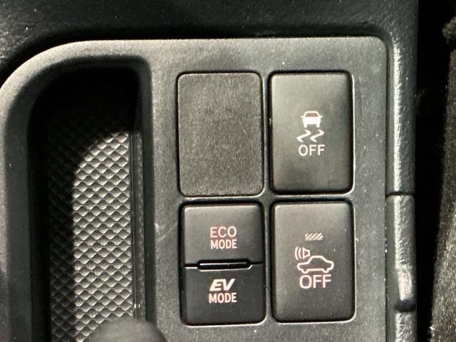 ヴィッツハイブリッドＦナビゲーション　バックカメラ　ＬＥＤヘッドライト　オートライト　スマートキー（栃木県）の中古車