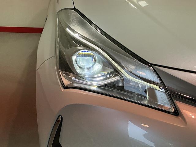 ヴィッツハイブリッドＦナビゲーション　バックカメラ　ＬＥＤヘッドライト　オートライト　スマートキー（栃木県）の中古車