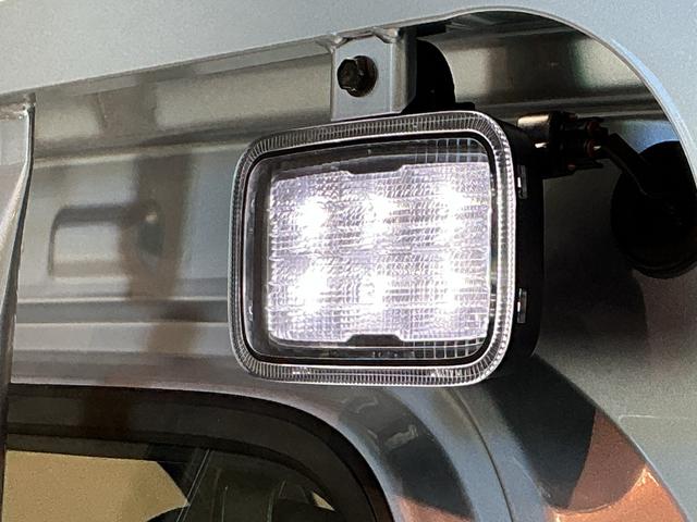 ハイゼットトラックスタンダード 農用スペシャルWエアバッグ 車線逸脱警報 エコアイドル 切替4WD 衝突回避支援ブレーキ機能 パワーステアリング 運転席エアバッグ エアコン ESC オートハイビーム ABS 衝突安全ボディ(栃木県)の中古車