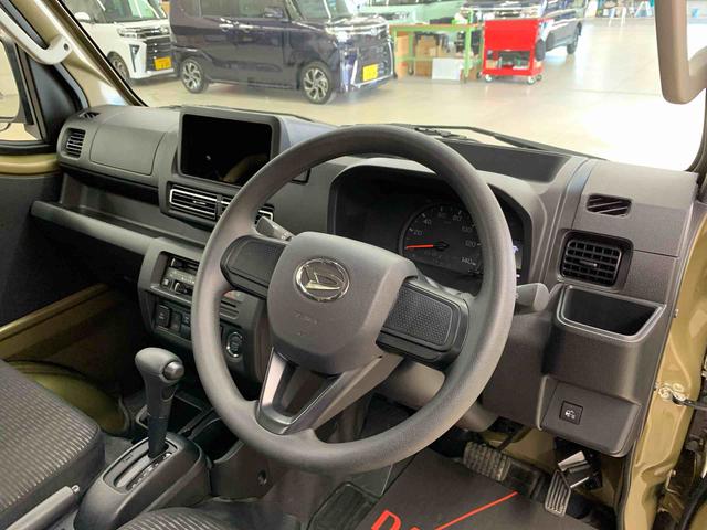 ハイゼットトラックEXT 4WDLEDヘッドライト・オートライト・オートマチックハイビーム・プッシュスタートボタン・アイドリングストップ・マニュアルエアコン・電動格納式ドアミラー・スマートアシスト(群馬県)の中古車