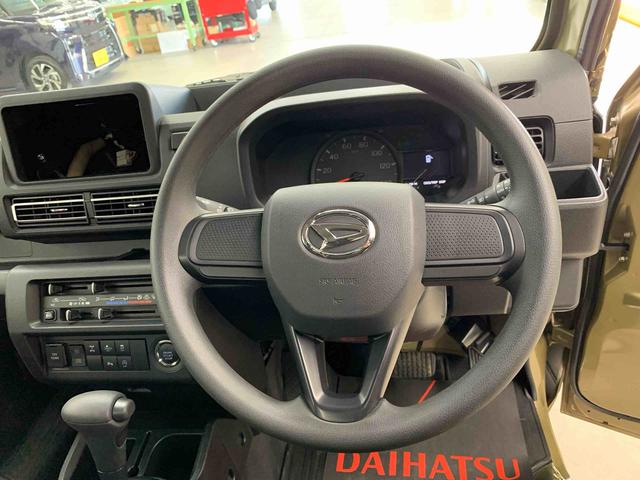 ハイゼットトラックEXT 4WDLEDヘッドライト・オートライト・オートマチックハイビーム・プッシュスタートボタン・アイドリングストップ・マニュアルエアコン・電動格納式ドアミラー・スマートアシスト(群馬県)の中古車