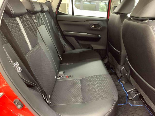 ロッキープレミアムG HEV 2WDLEDヘッドライト・ディスプレイオーディオ・ドライブレコーダー・オートライト・オートマチックハイビーム・プッシュスタートボタン・オートエアコン・電動パーキングブレーキ・スマートアシスト(群馬県)の中古車