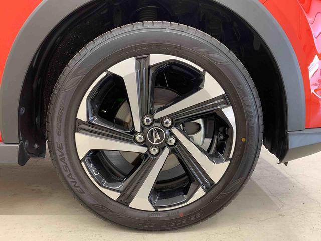 ロッキープレミアムG HEV 2WDLEDヘッドライト・ディスプレイオーディオ・ドライブレコーダー・オートライト・オートマチックハイビーム・プッシュスタートボタン・オートエアコン・電動パーキングブレーキ・スマートアシスト(群馬県)の中古車