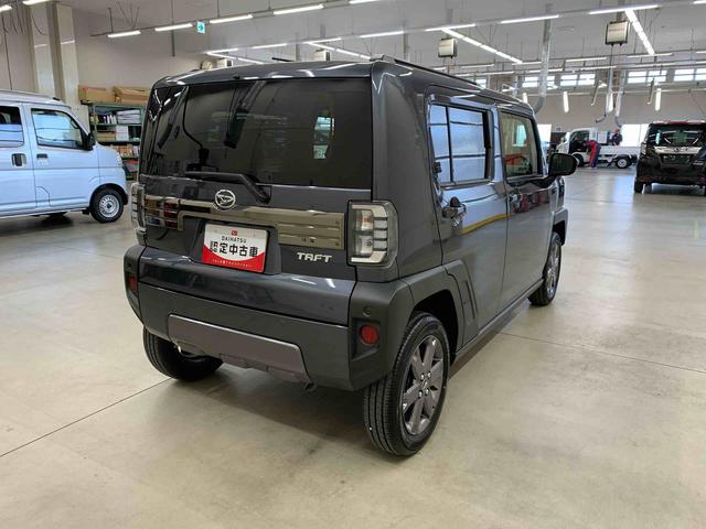タフトＧターボ　ダーククロムベンチャー　２ＷＤ　走行３９１８キロＬＥＤヘッドライト　オートライト　電動格納式ドアミラー　プッシュボタンスタート　アイドリングストップ　シートヒーター　スマートアシスト　ガラスルーフ　オートエアコン　バックカメラ（群馬県）の中古車