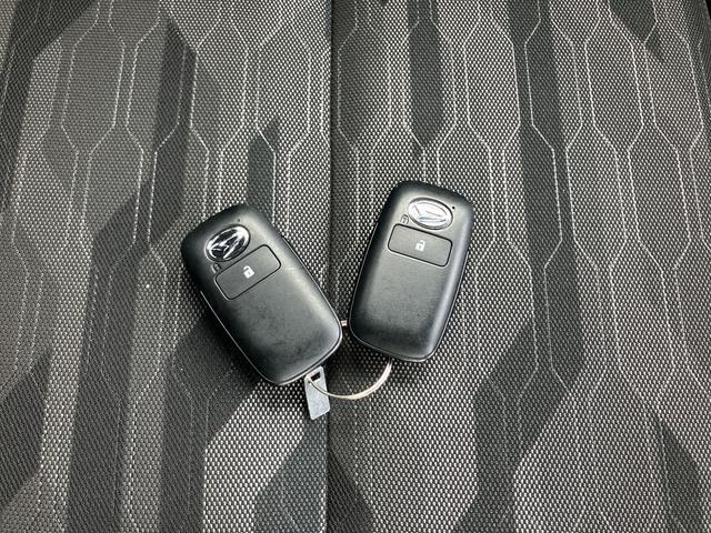 タフトＧターボクロムベンチャー　純正エントリーメモリーナビ装備まごころ保証１年間・走行距離無制限付・走行距離４０５３ｋｍ・ＬＥＤヘッドライト・フロントフォグランプ・電動パーキング・ホールド機能・シートヒーター・オートエアコン・キーフリーキー（東京都）の中古車