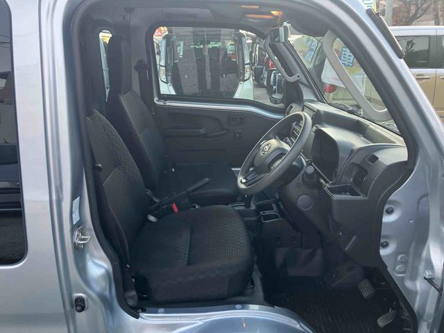 ハイゼットトラックジャンボエクストラ４ＷＤ・純正ナビ・ドラレコ・ＥＴＣ２．０付まごころ保証１年間・走行距離無制限・走行距離１９．４１４ｋｍ・ＬＥＤヘッドライト・フロントフォグランプ・キーフリーキー・荷台灯・パワーウィンドウ・電動格納ミラー・コーナーセンサー（東京都）の中古車