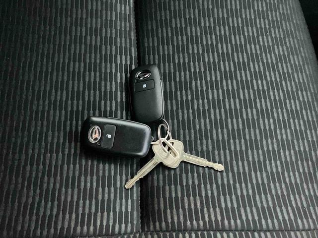 ハイゼットトラックジャンボエクストラ４ＷＤ・純正ナビ・ドラレコ・ＥＴＣ２．０付まごころ保証１年間・走行距離無制限・走行距離１９．４１４ｋｍ・ＬＥＤヘッドライト・フロントフォグランプ・キーフリーキー・荷台灯・パワーウィンドウ・電動格納ミラー・コーナーセンサー（東京都）の中古車