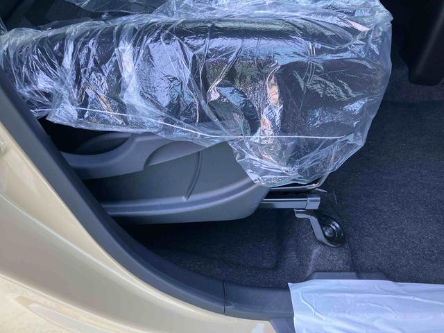 タントファンクロスターボリミテッド　届け出済み未使用車保証　新車保証・まごころ保証　１年間・走行距離無制限付き（東京都）の中古車