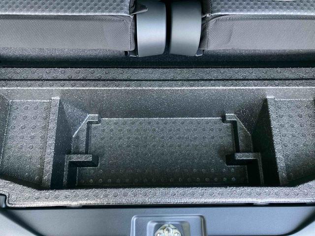 タントファンクロスターボリミテッド　届け出済み未使用車保証　新車保証・まごころ保証　１年間・走行距離無制限付き（東京都）の中古車