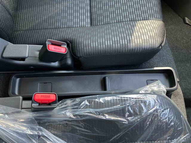 ハイゼットカーゴクルーズターボ　　届け出済み未使用車保証　新車保証・まごころ保証　１年間・走行距離無制限付き（東京都）の中古車