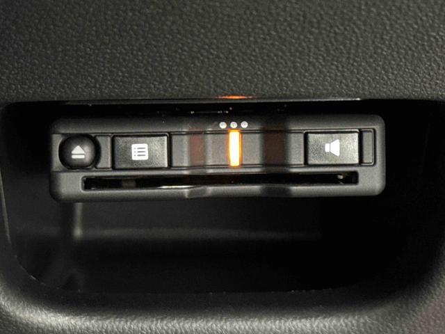 ムーヴカスタムＸリミテッドＳＡIII　純正ナビ　ＥＴＣ　ドラレコ保証１年間距離無制限付き　ＬＥＤヘッドライト　オートライト　ＵＳＢ電源ソケット　ドライブレコーダー　ＥＴＣ　パノラマモニター　純正ナビゲーション　キーフリーシステム　アルミホイール（東京都）の中古車