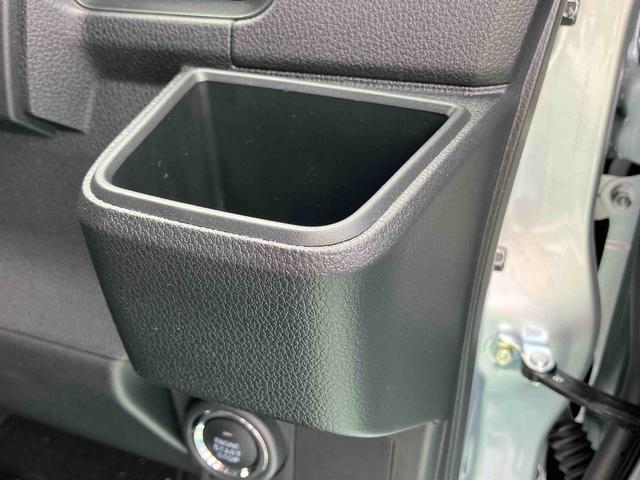 ハイゼットカーゴクルーズターボ　ＬＥＤヘッドライト　ＬＥＤフォグランプＬＥＤルームランプ　ＬＥＤ荷室ランプ　カーペットマット　オーディオレス　キーフリーキー２個　フロントパワーウインドー　リヤスモークガラス　リヤシートヘッドレスト付き　リヤシート左右分割格納　電格ミラー（東京都）の中古車
