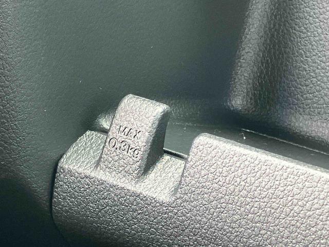 ハイゼットカーゴクルーズターボ　ＬＥＤヘッドライト　ＬＥＤフォグランプＬＥＤルームランプ　ＬＥＤ荷室ランプ　カーペットマット　オーディオレス　キーフリーキー２個　フロントパワーウインドー　リヤスモークガラス　リヤシートヘッドレスト付き　リヤシート左右分割格納　電格ミラー（東京都）の中古車
